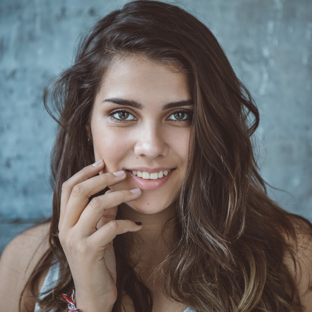 Jawline slimming treatments at our London SW aesthetics clinic inside Battersea Power Station – trusted by clients from Nine Elms, Chelsea, Fulham, Kennington, Pimlico, and Kensington areas like South Kensington and Holland Park.